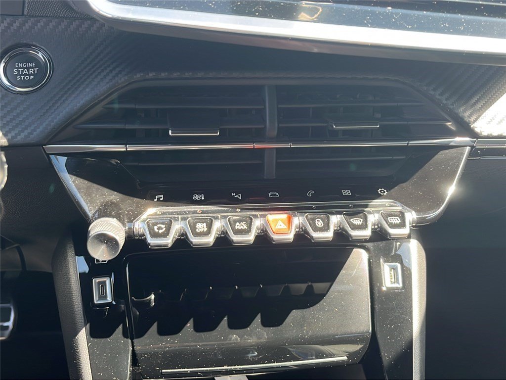 peugeot - Visuel 15