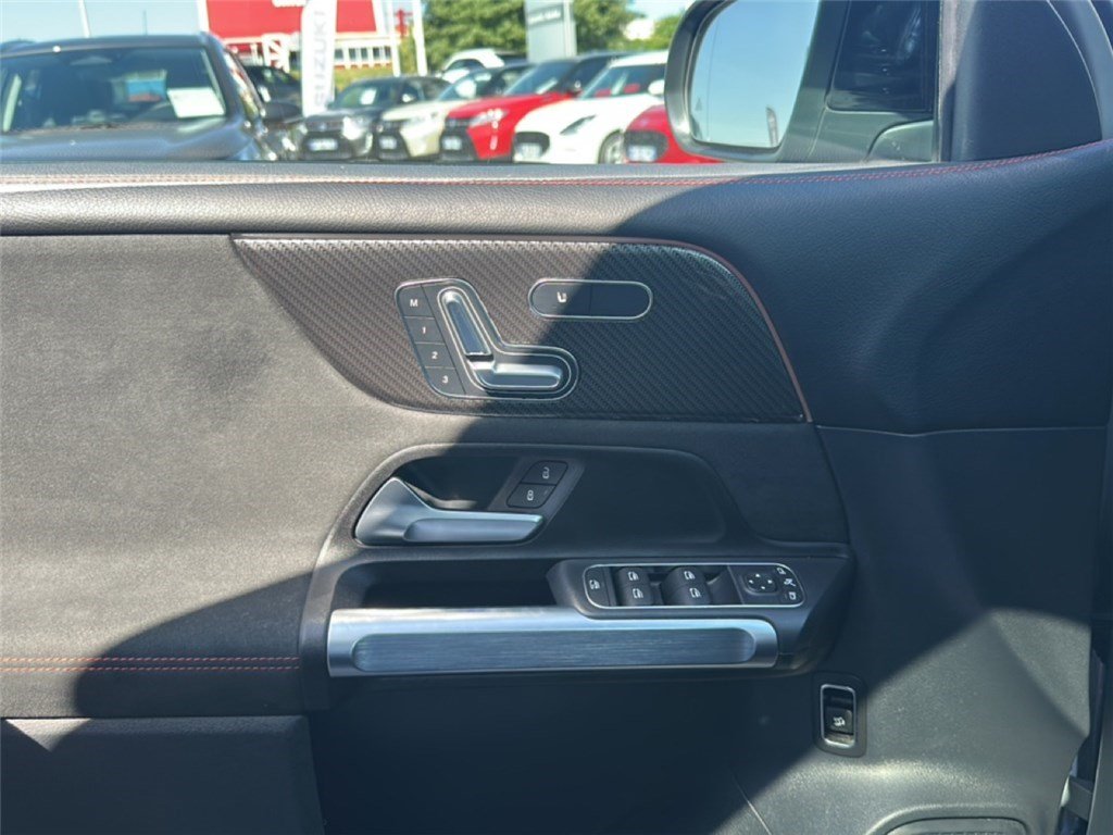 mercedes - Visuel 14