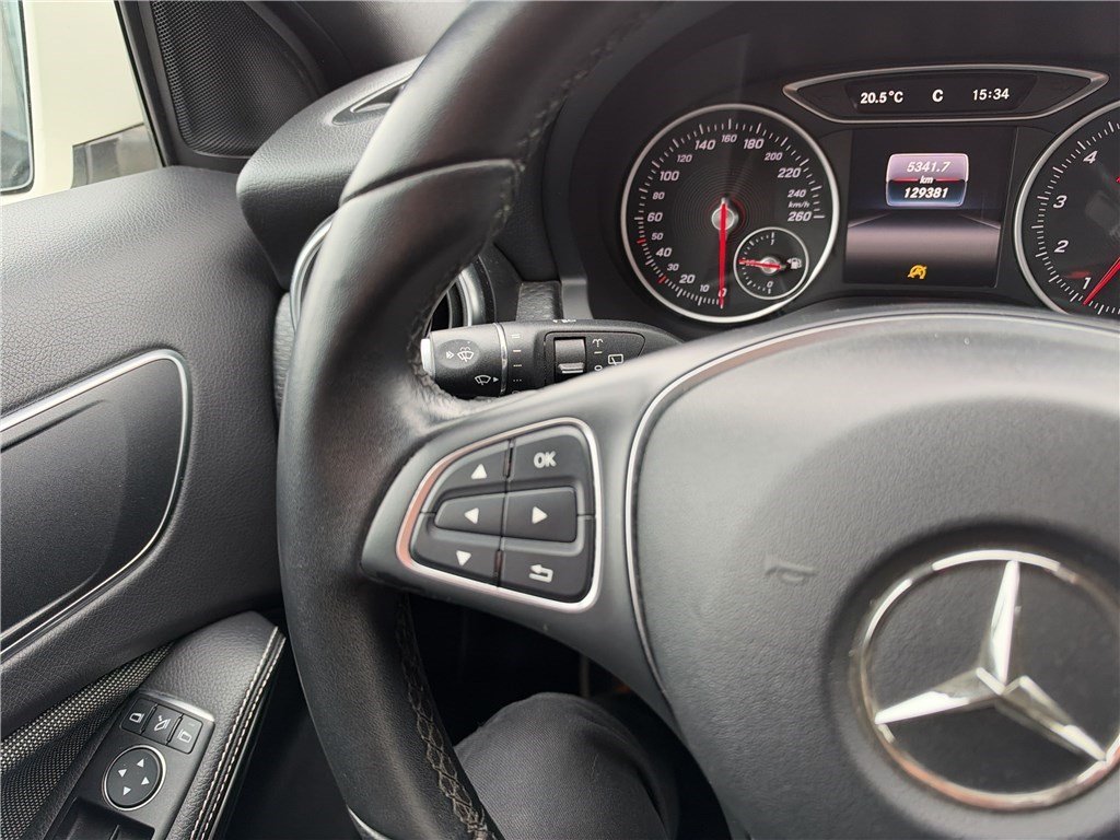 mercedes - Visuel 12