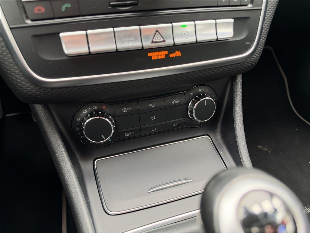 mercedes - Visuel 16